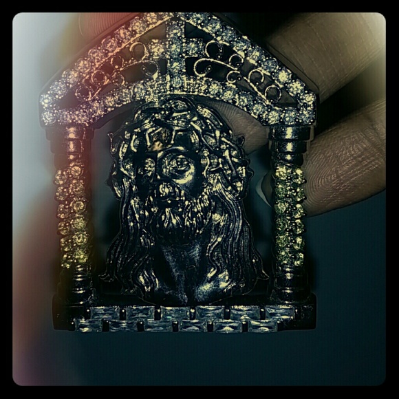 Jesus medallion piece