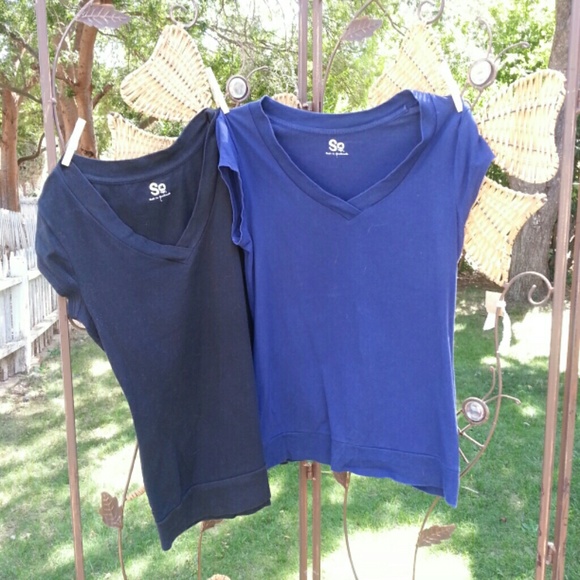 Tops - SOLD IN BUNDLE TO @KATTTT