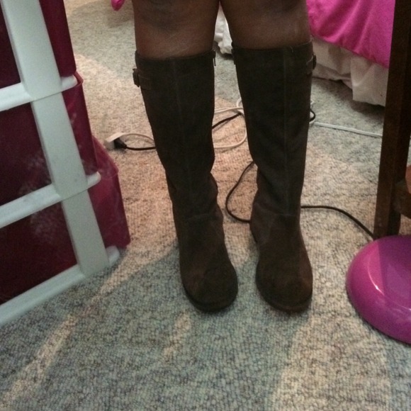 REDUCED!! Merona brown boots