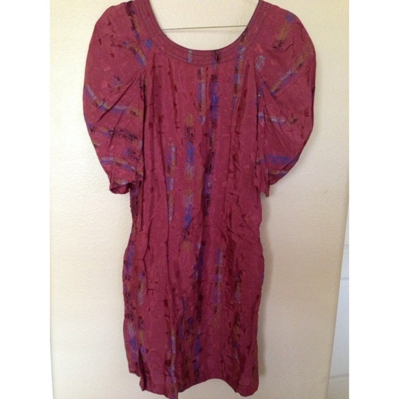 Maroon/red Patterned button down v-back dress
