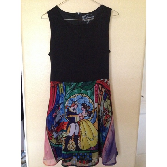 DISNEY DRESS-NWOT