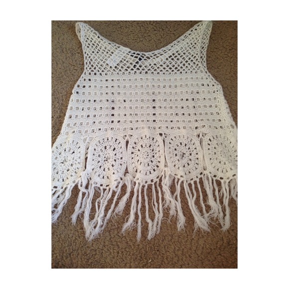 White crochet tank top - Picture 2 of 3