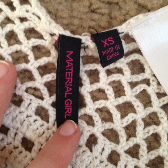 White crochet tank top - Picture 3 of 3