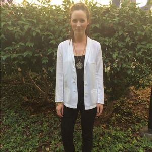 H&M white linen blazer