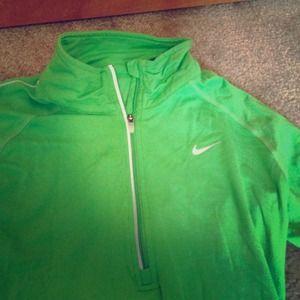 Nike dri-fit half zip jacket