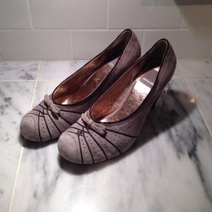 Dolce Vita grey suede heels