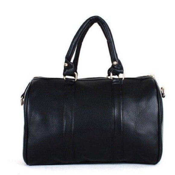 Cute handbag 👜 - Picture 2 of 4