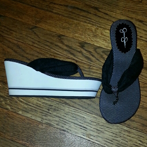 For @uno1luv Jessica Simpson flip flop wedges