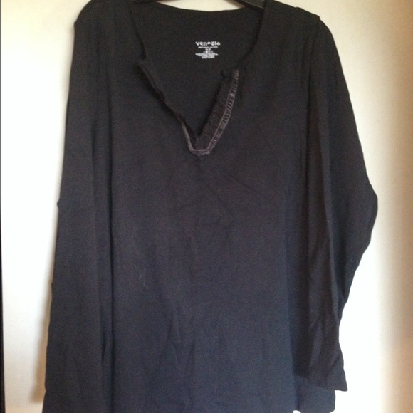 Lane Bryant long sleeved black tshirt