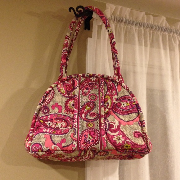 Vera Bradley Handbags - BRAND NEW Vera Bradley