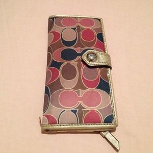 Authentic Coach Wallet