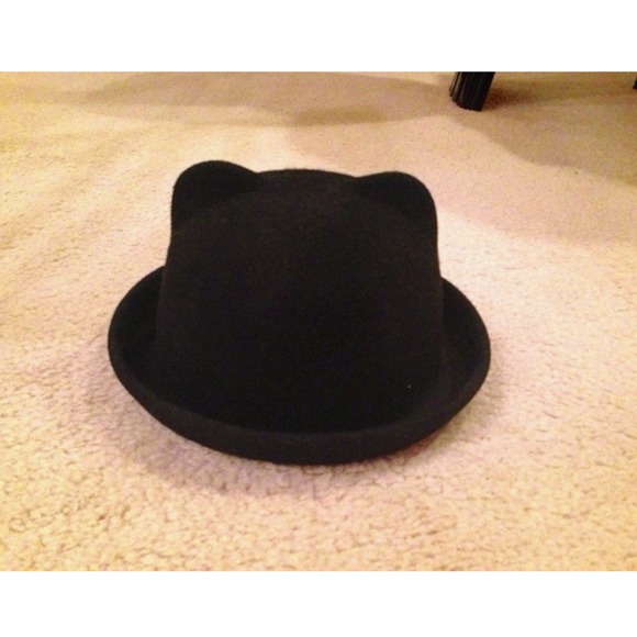 ❌SOLD Topshop Cat Bowler Hat