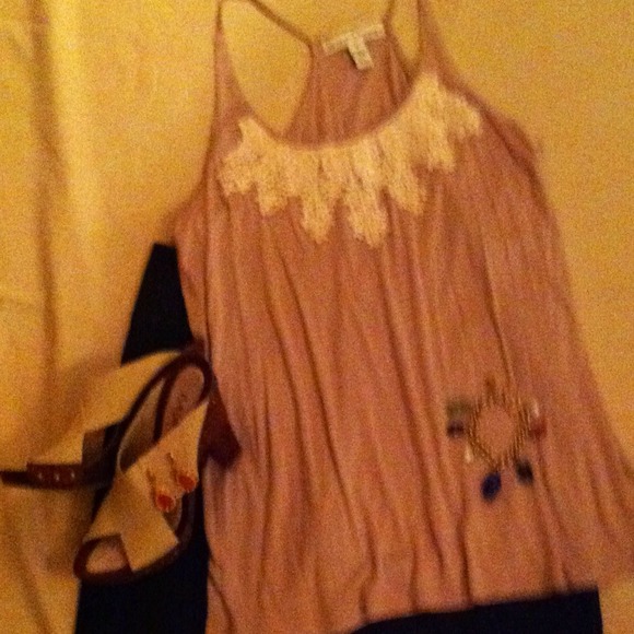 MOCHA LACE TOP - Picture 3 of 3