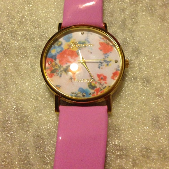 Blue/pink flowers and pink watch⌚️️NWOT - Picture 2 of 4