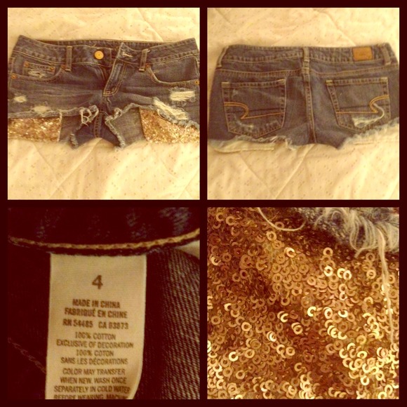 American eagle jean shorts with sequin pockets