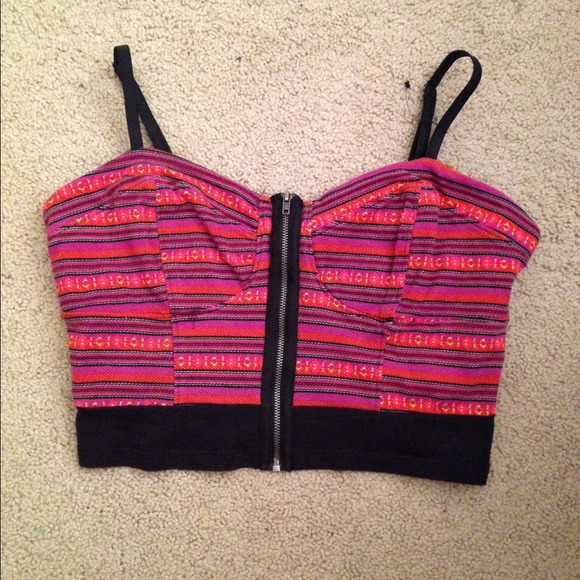 American rag tribal crop top