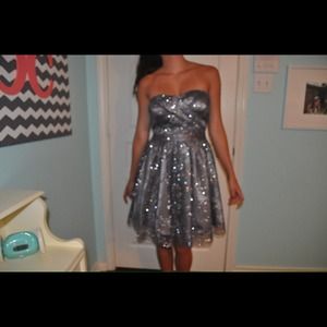 Adrianna papell sparkly formal dress