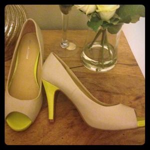 Shoe bundle - pink and neon yellow heels
