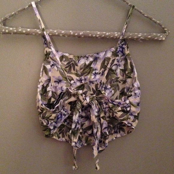 Tropical floral print Berit Tank Brandy melville