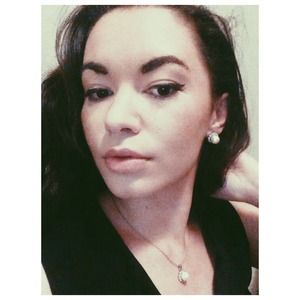 Silver Jewelled Pearl Necklace & Earrings