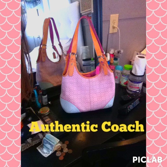 Authentic Coach bag - Picture 1 of 2