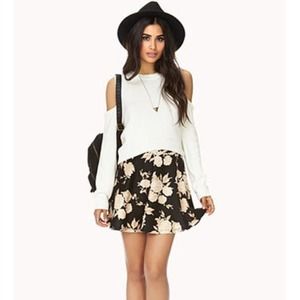 Floral skater skirt 🌺🌻