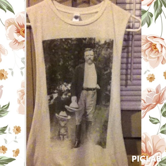 Teddy Roosevelt & cat muscle tee