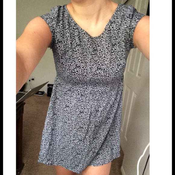 NWOT H&M Floral Dress