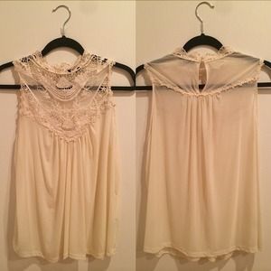 ❁ Brand: Iris LA ❁
Condition: Never Worn