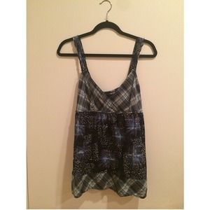 ❁ Brand: Calvin Klein ❁
Condition: Gently worn