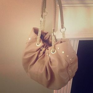 Shiloh Tote. Tan with Gold Accents