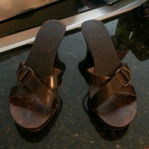 Nine West size 8 Brown leather clog. Worn once!