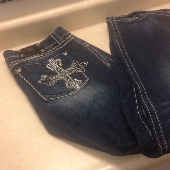 Dark faded wash miss me cross jeans