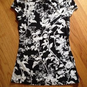 Express black/white short sleeve mock shirt.