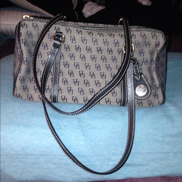 Black Dooney&Bourke purse