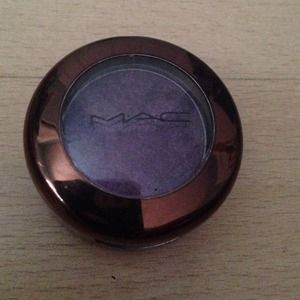 Mac eyeshadow