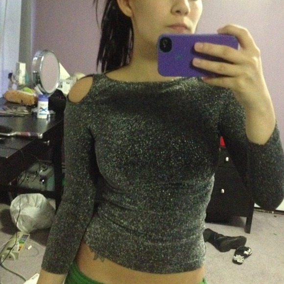 Sparkly Silver Long Sleeve Top - Picture 2 of 2