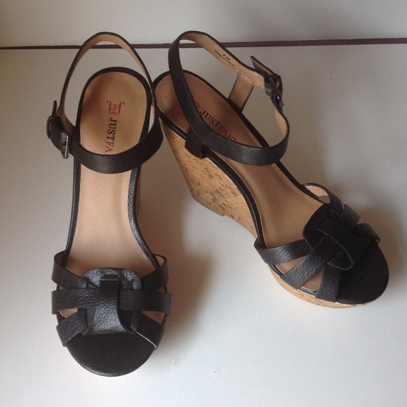 JustFab Black/Tan Wedges Size 8.5 - Picture 2 of 4