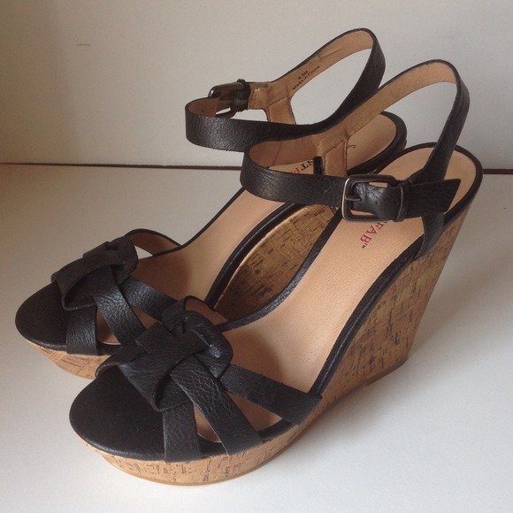 JustFab Black/Tan Wedges Size 8.5 - Picture 4 of 4