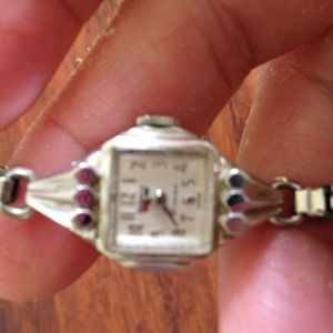 14K White Gold Casing Watch Vintage !
