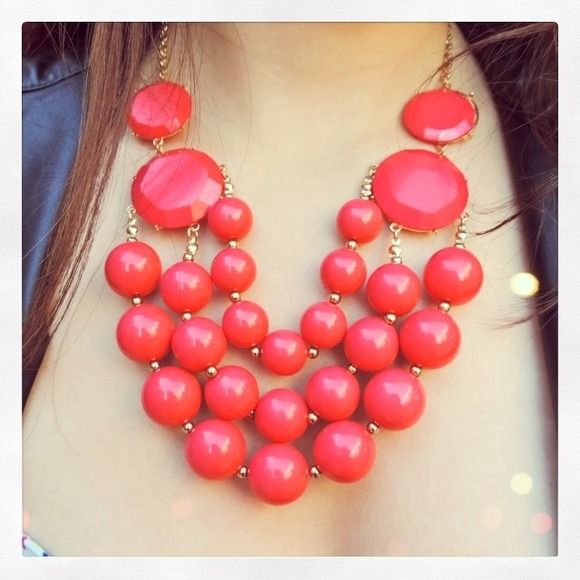 Jewelry - Orange statement necklace ❤️