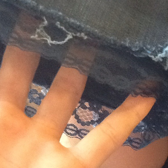 Lace shorts - Picture 2 of 4