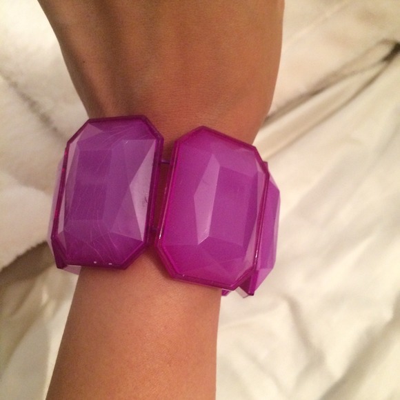 47% off Jewelry