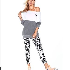 Victoria's Secret Sweaters - Victoria's Secret PINK Boyfriend Pullover Crew Victoria's Secret Sweaters - Victoria's Secret PINK Boyfriend Pullover Crew