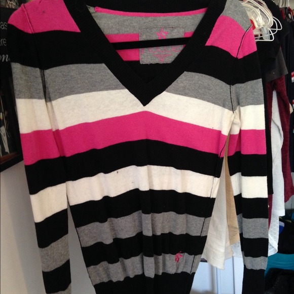 Nollie sweater