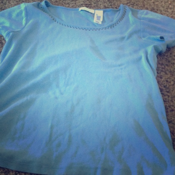 Light blue shirt