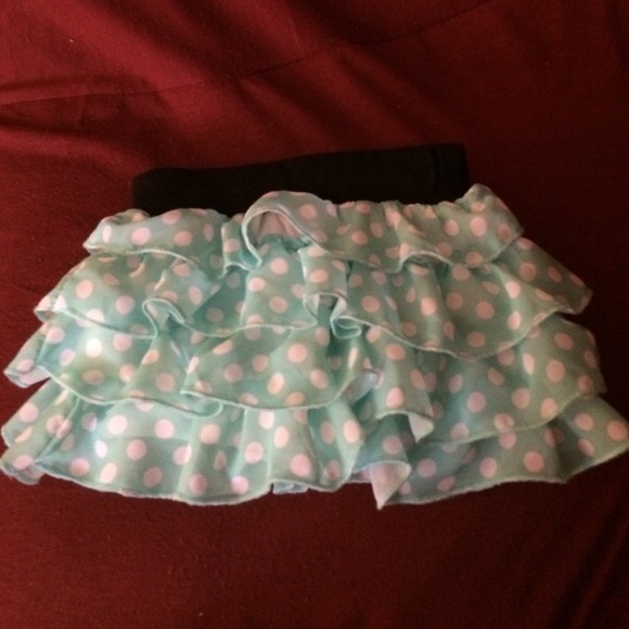 Minnie Mouse shirt and skirt for baby - Picture 3 of 4