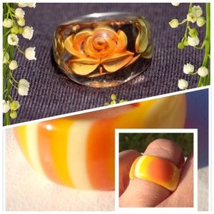 Ring Bundle feat. Flower Inset & Striped Rings