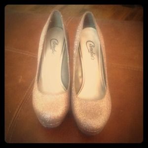 Size 8 Candie's Sparkle Platform Heels.