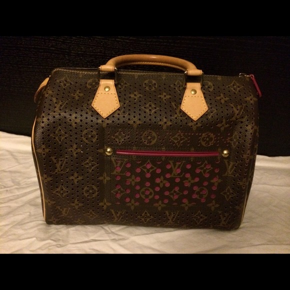 Louis Vuitton Handbags - 💜SOLD💜100% Authentic Louis Vuitton LMTD Edition